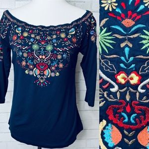 Boston proper colorful floral embroidered 3/4 sleeve top size Medium navy blue